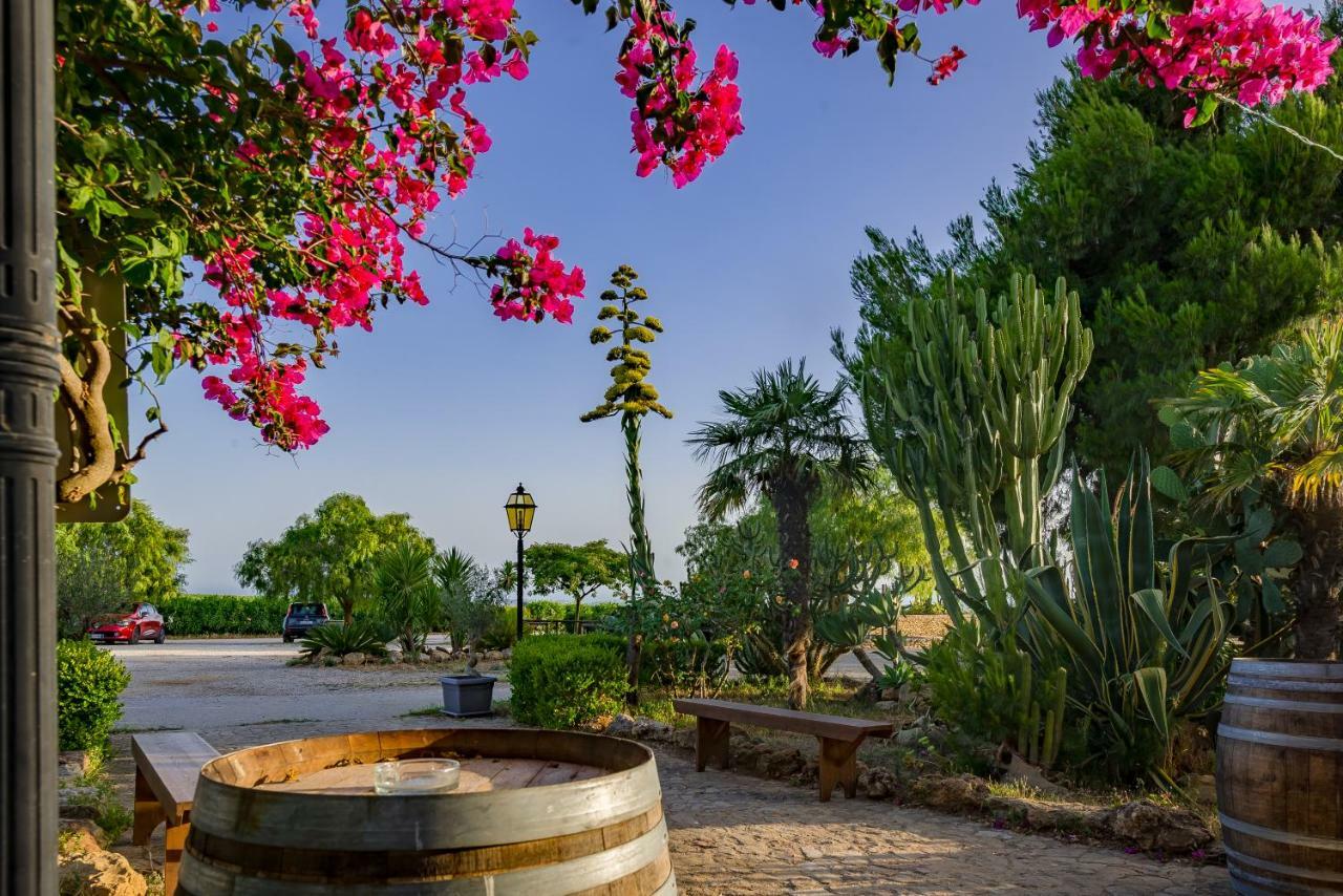 Agriturismo Tenuta Stoccatello メンフィ エクステリア 写真