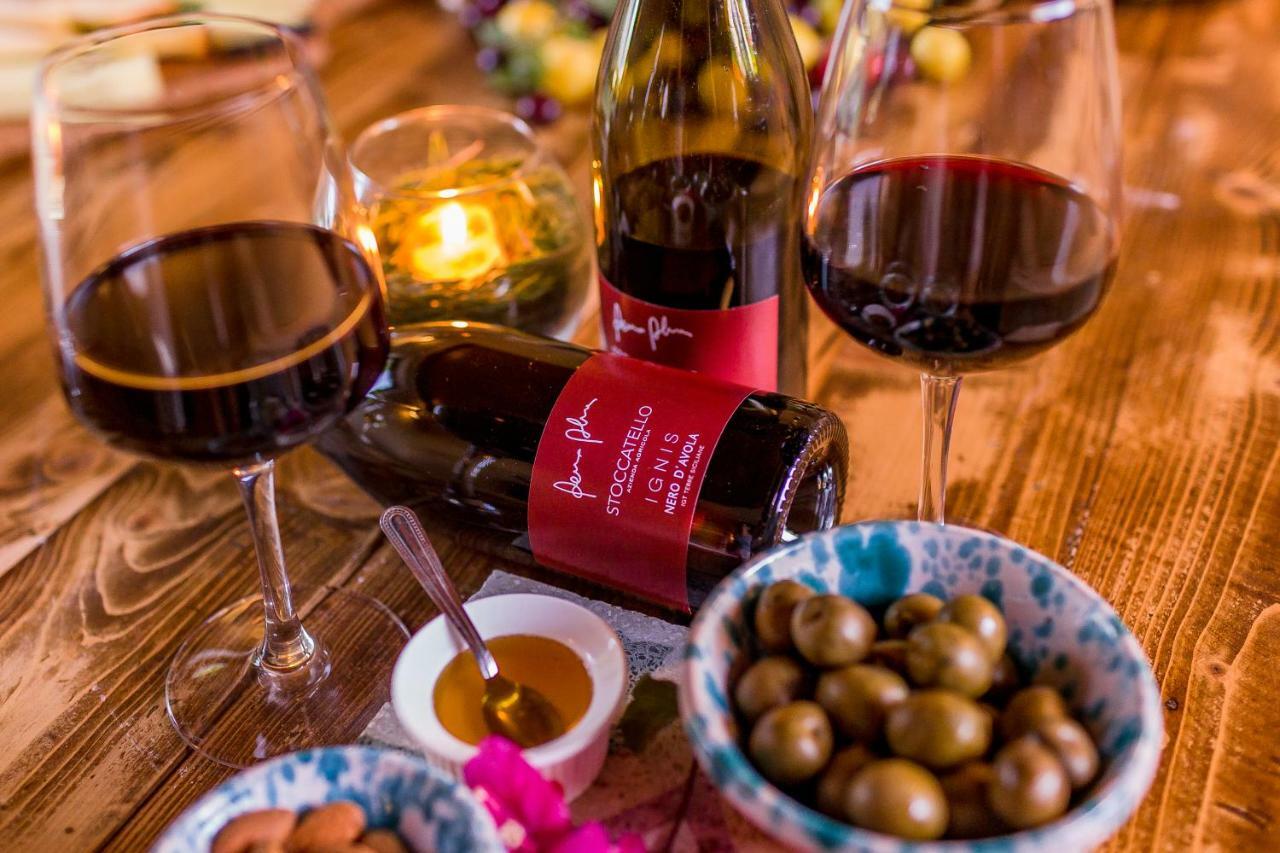 Agriturismo Tenuta Stoccatello メンフィ エクステリア 写真